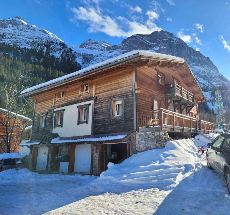 Appartements du T2 au T4 dans un chalet authentique à Pralognan-la-Vanoise en Savoie